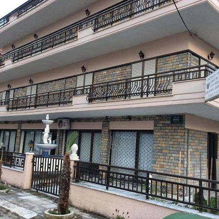 Kristi'S Apartments Holiday Olympiakí Aktí Ngoại thất bức ảnh