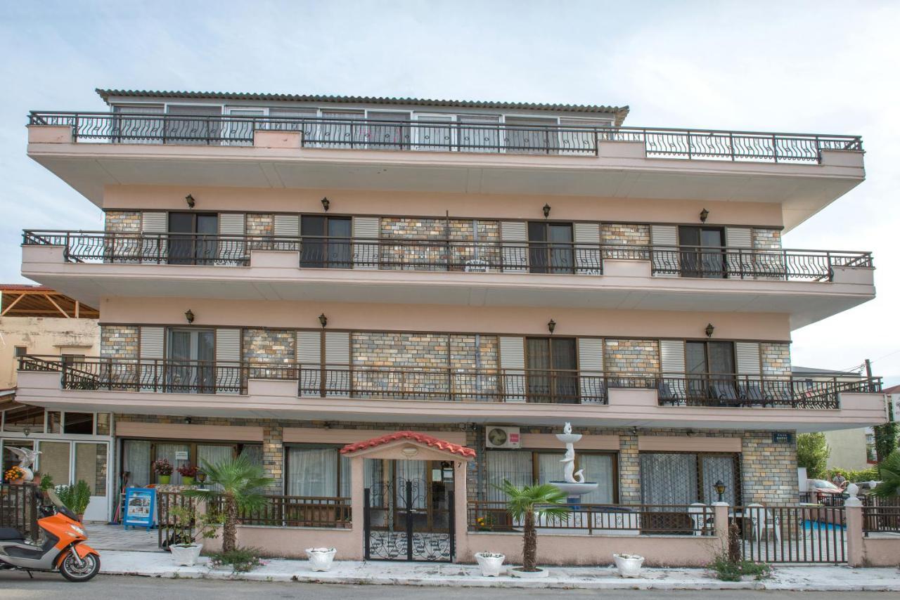 Kristi'S Apartments Holiday Olympiakí Aktí Ngoại thất bức ảnh